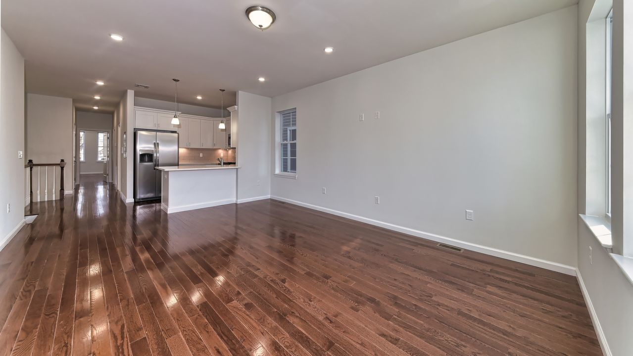 1st Flr Open Concept Layout