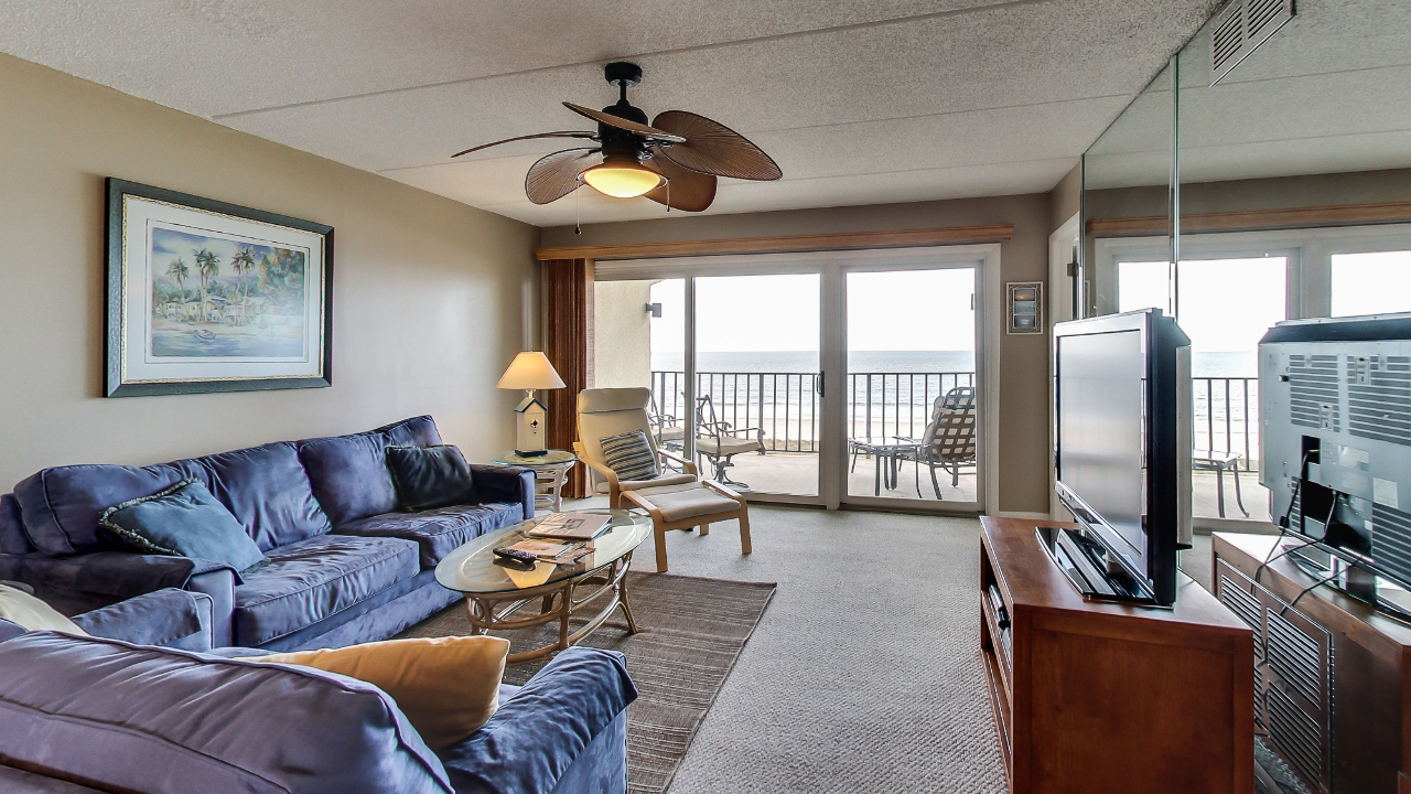 Beach Life, Fernandina Beach, FL, 32034 Scene 2