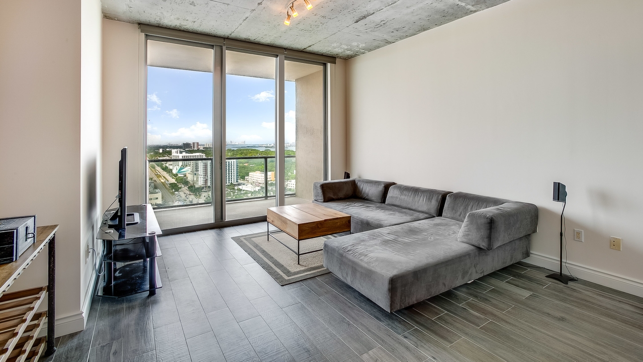 2-Midtown-H2302-03