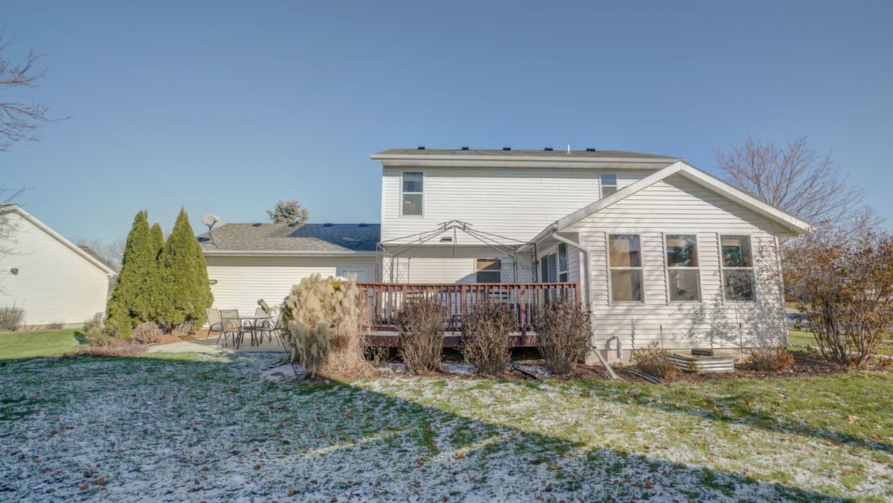 300 West Verleen Ave Waunakee-11