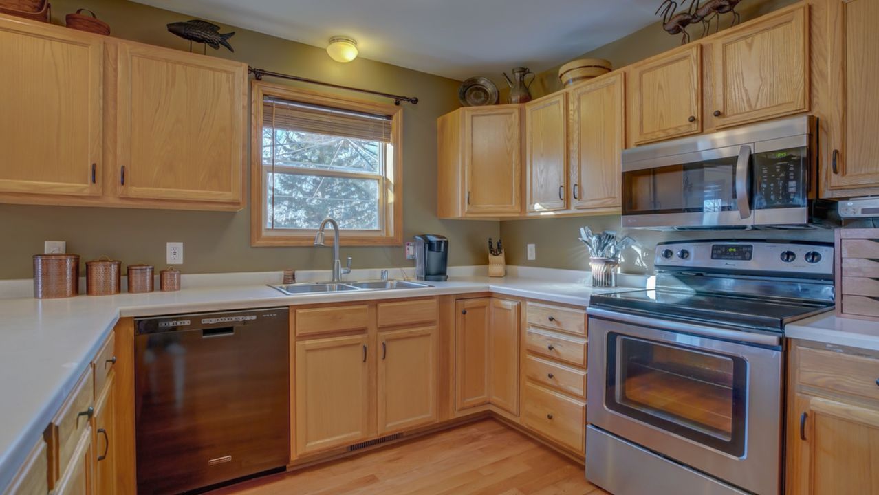 300 West Verleen Ave Waunakee-73