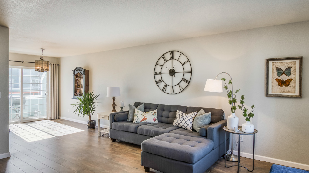 w_25th-3660-1-101-04