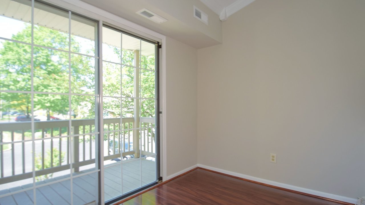 698 Beacon Hill Dr, Holland, PA, 18966 Scene 4