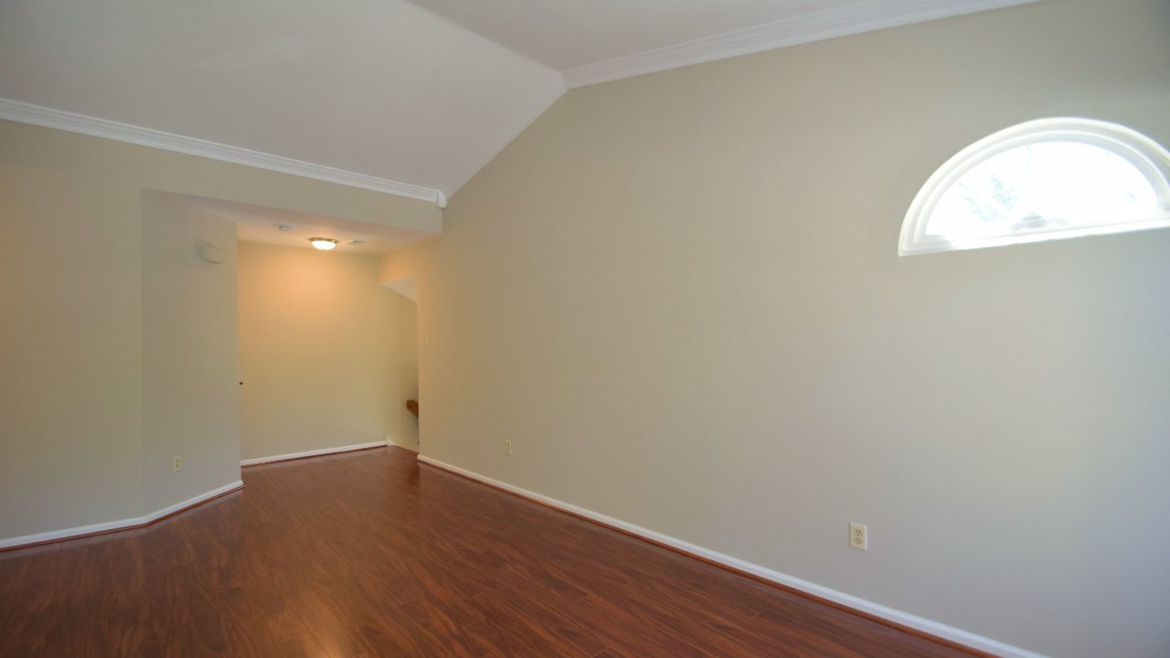 698 Beacon Hill Dr, Holland, PA, 18966 Scene 2