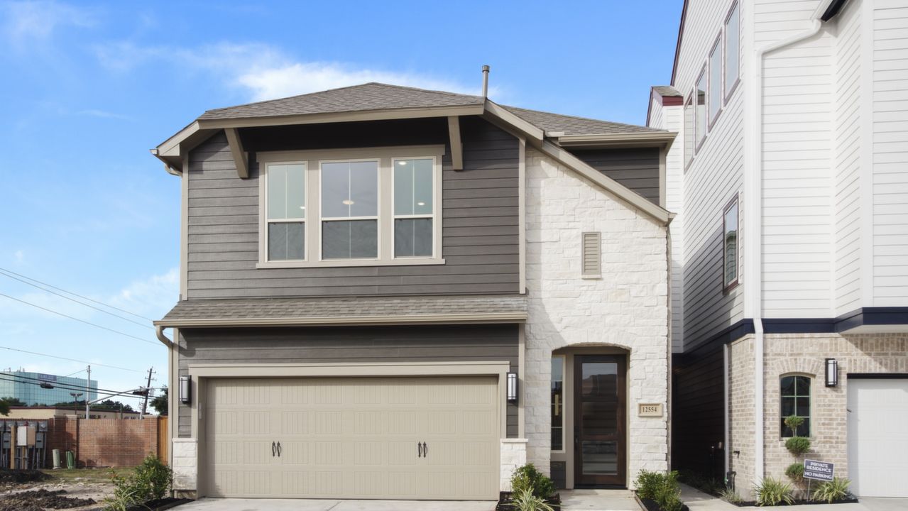 12554MalachiteWay_001