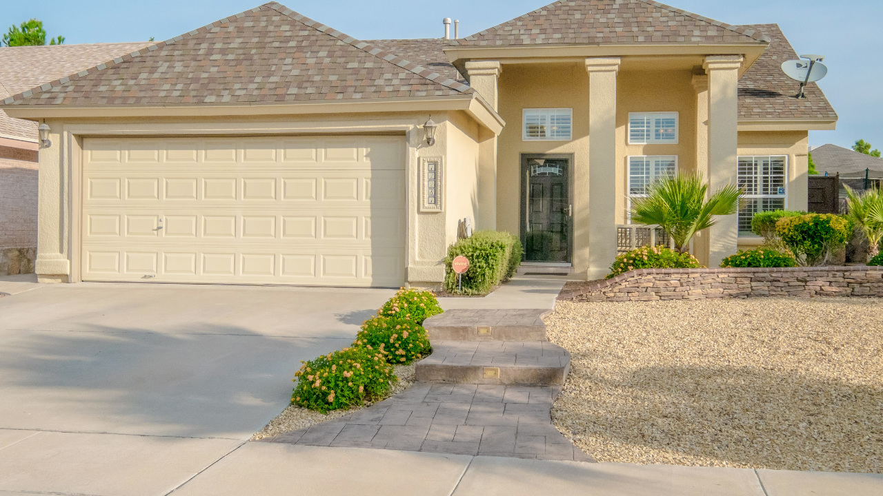 12281 Golden Sun, El Paso, TX, 79938 Scene 2