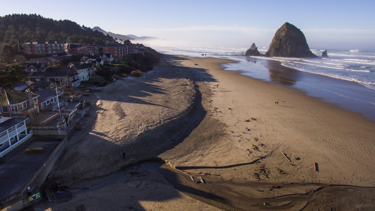 1216 Pacific St.,, Cannon Beach, OR, 97110 Scene 3