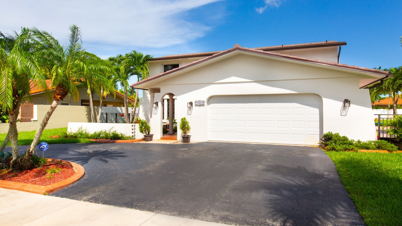 2055-SW-123rd-Ct-02