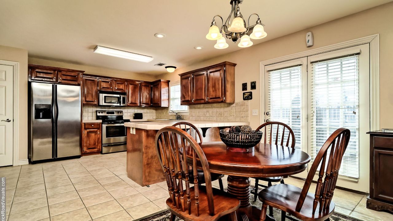 2704 SE 7th, Bentonville, AR, 72712 Scene 3