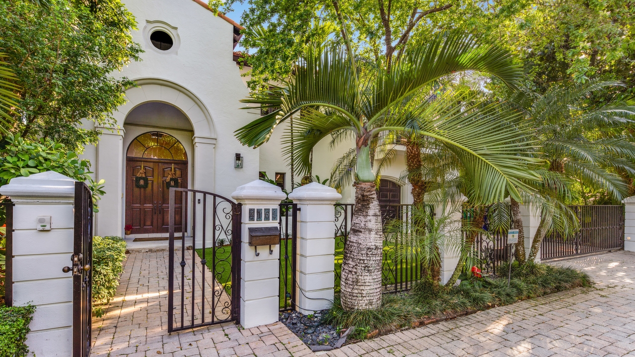 4160-El-Prado-Blvd-02