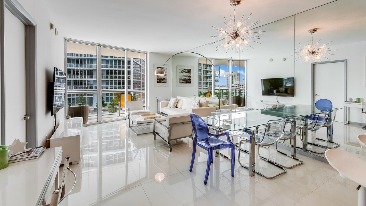 Icon-Brickell-#1611-02