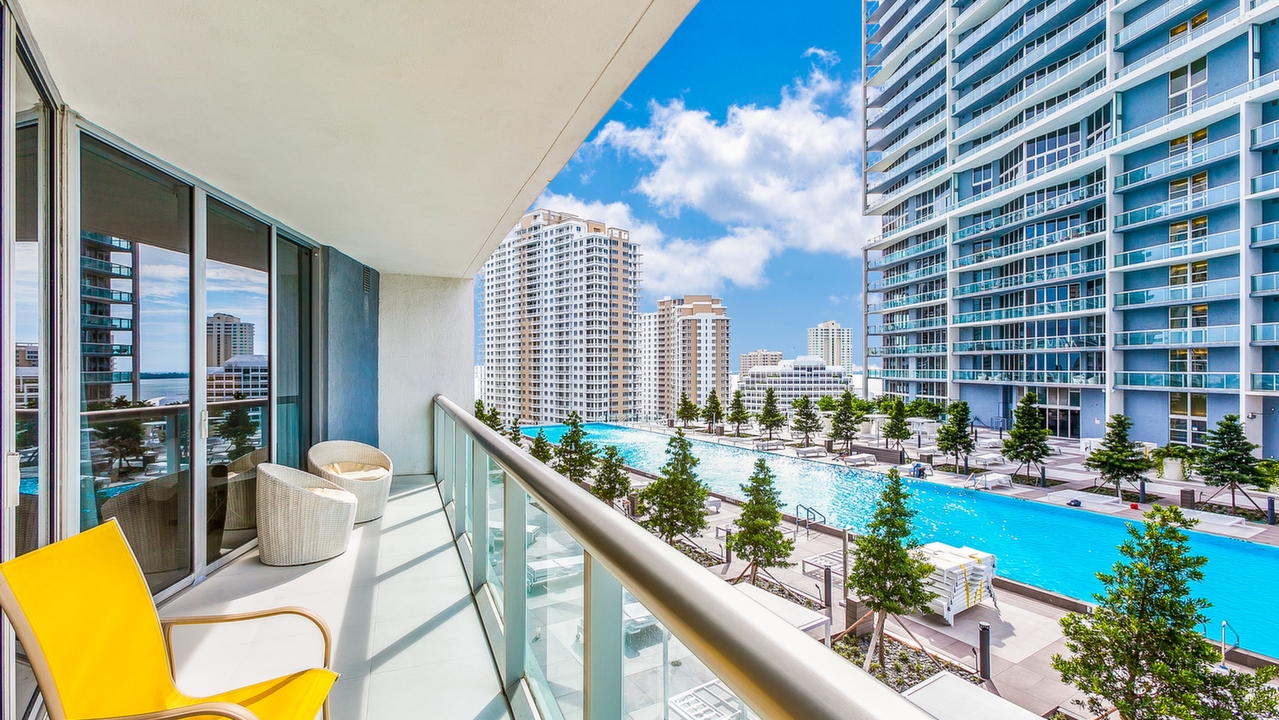 Icon-Brickell-#1611-04