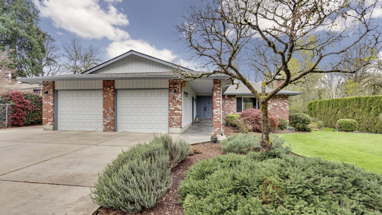 740 NE 34th Pl, Canby, OR, 97013 Scene 4