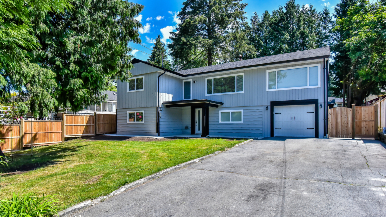 11274 Loughren Dr., Surrey, BC, V3R 4Z2 Scene 1