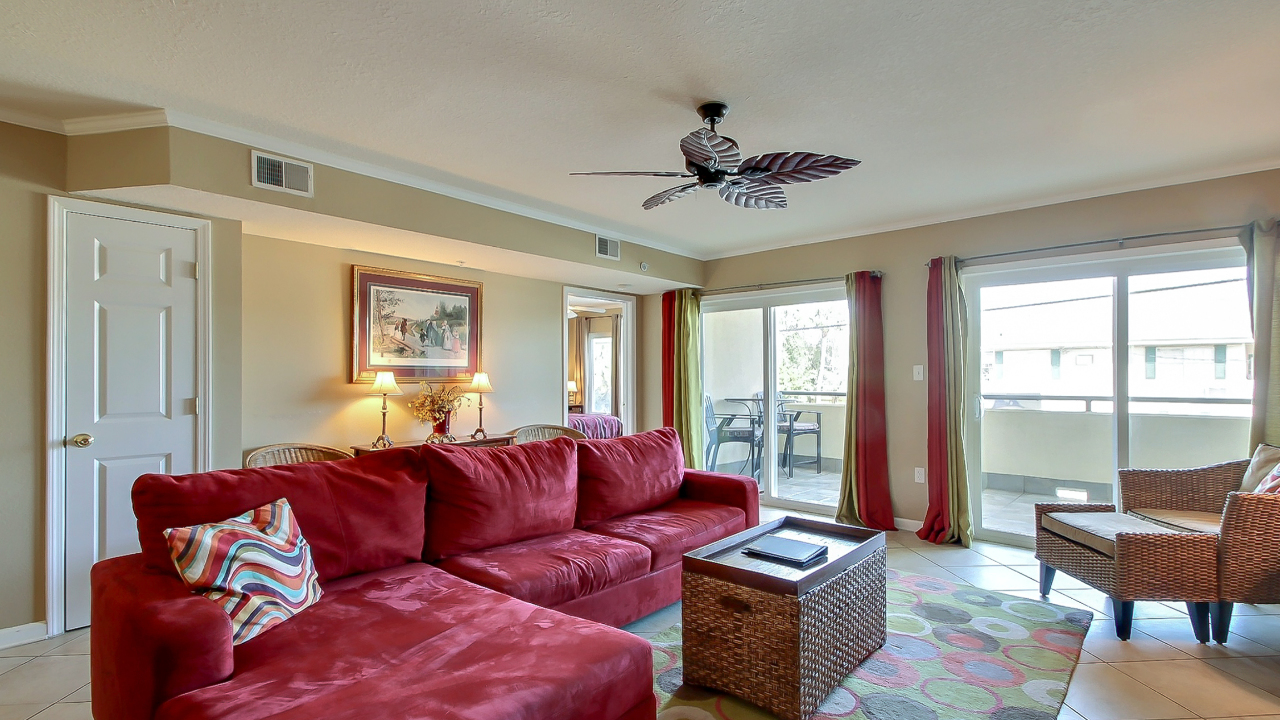 Beach Barn, Tybee Island, GA, 31328 Scene 3