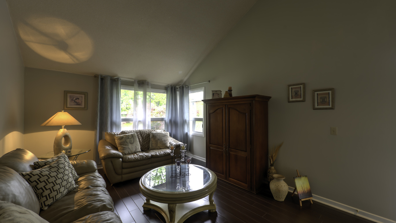 114 Royal Palm Drive, Brampton, ON, L6Z1P7 Scene 3