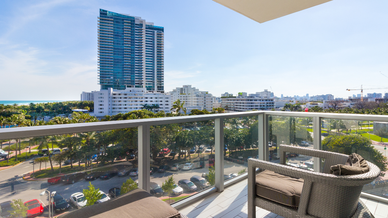W-South-Beach-#610-03