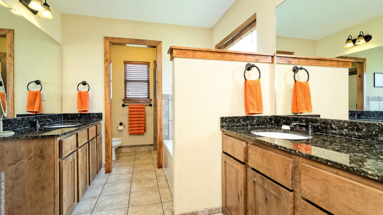 6107 SW Osage Street, Bentonville, AR, 72712 Scene 4