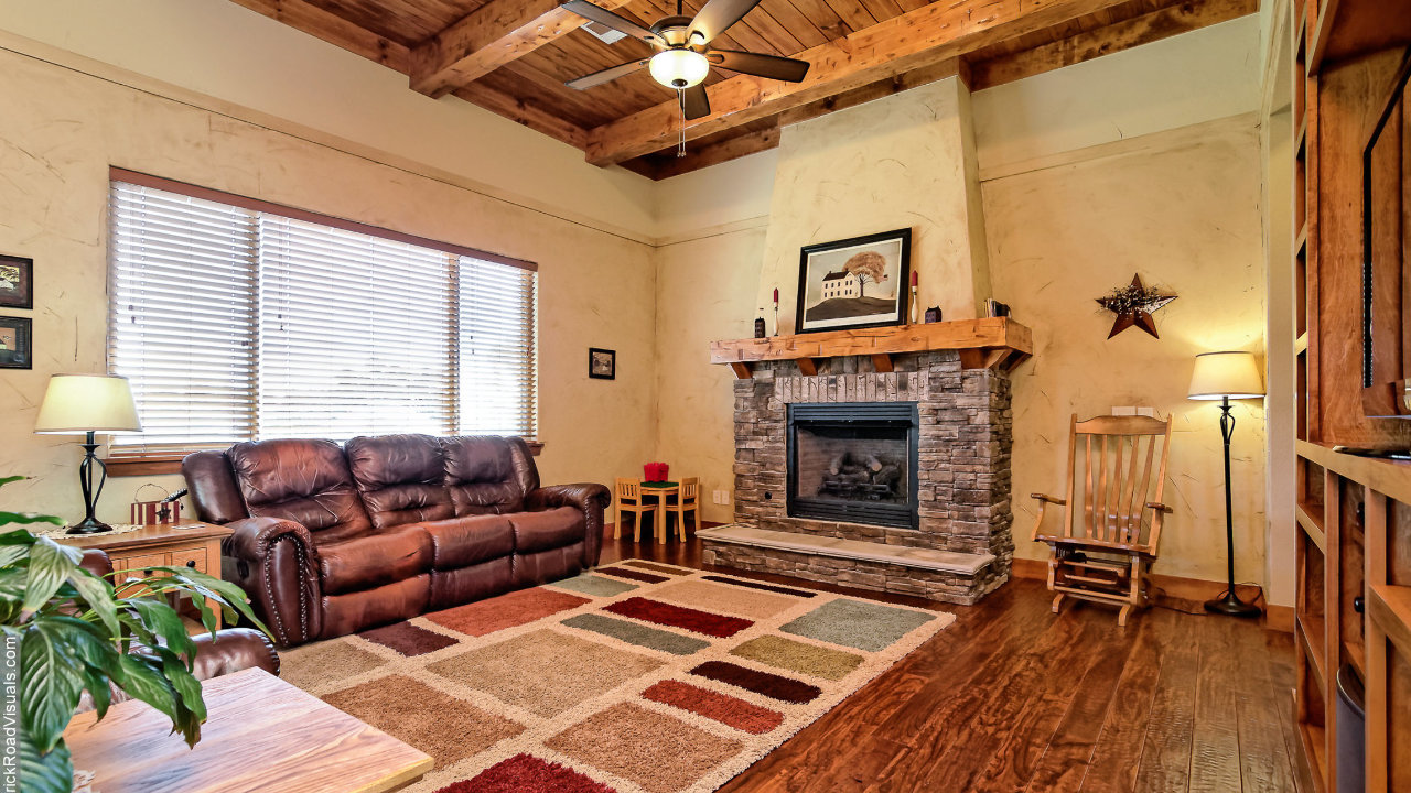 6107 SW Osage Street, Bentonville, AR, 72712 Scene 2