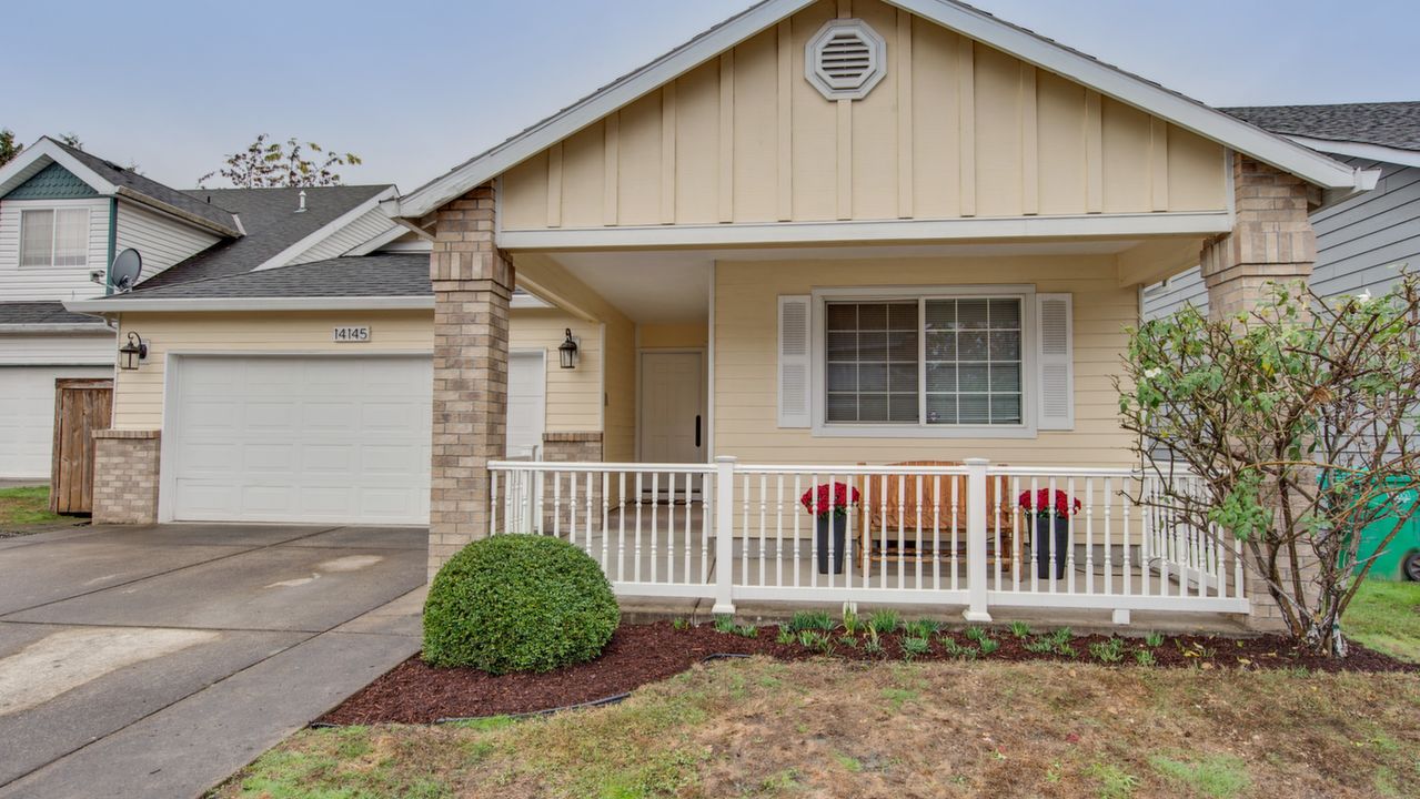 14145 SE Sieben Park Way, Clackamas, OR, 97015 Scene 2