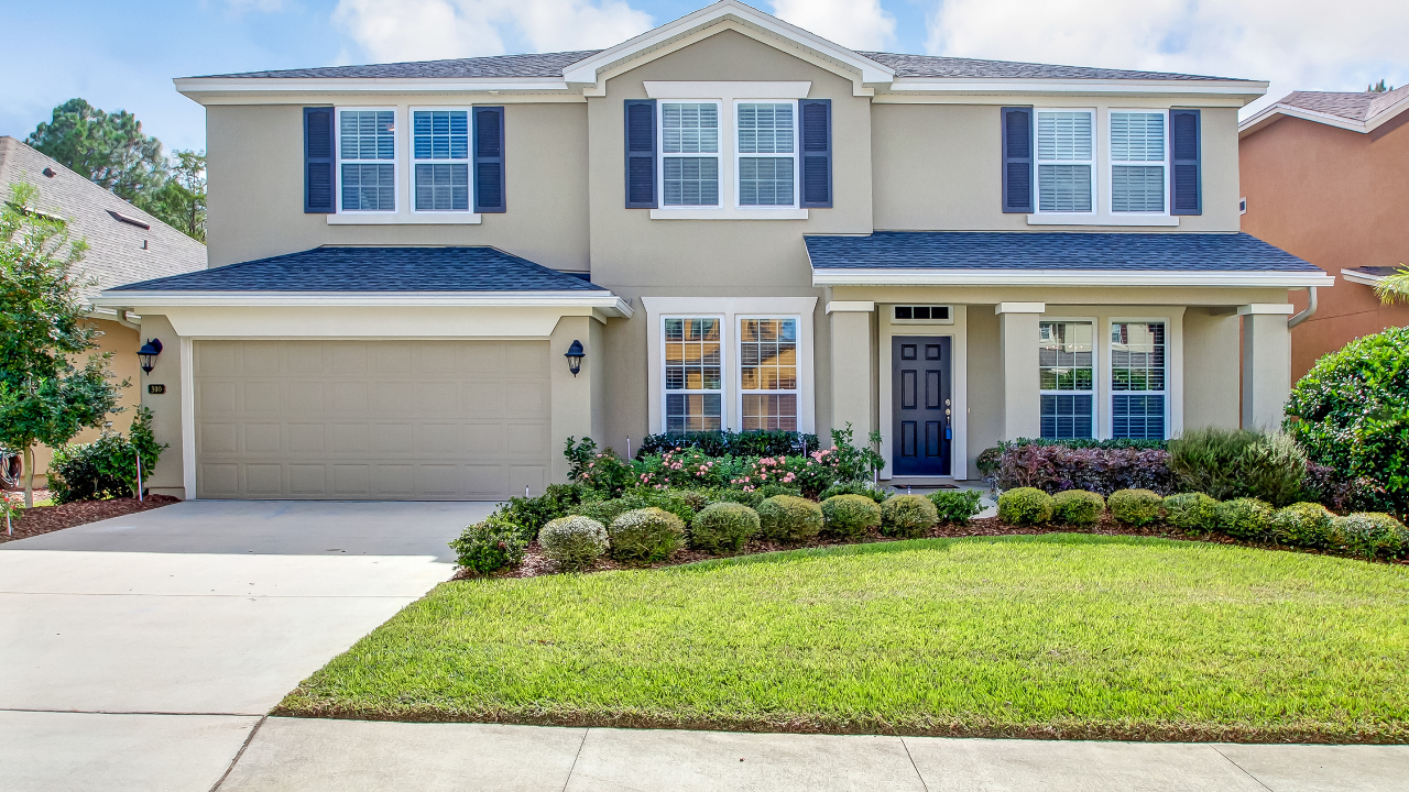 Welcome to 300 Woodland Greens Dr!