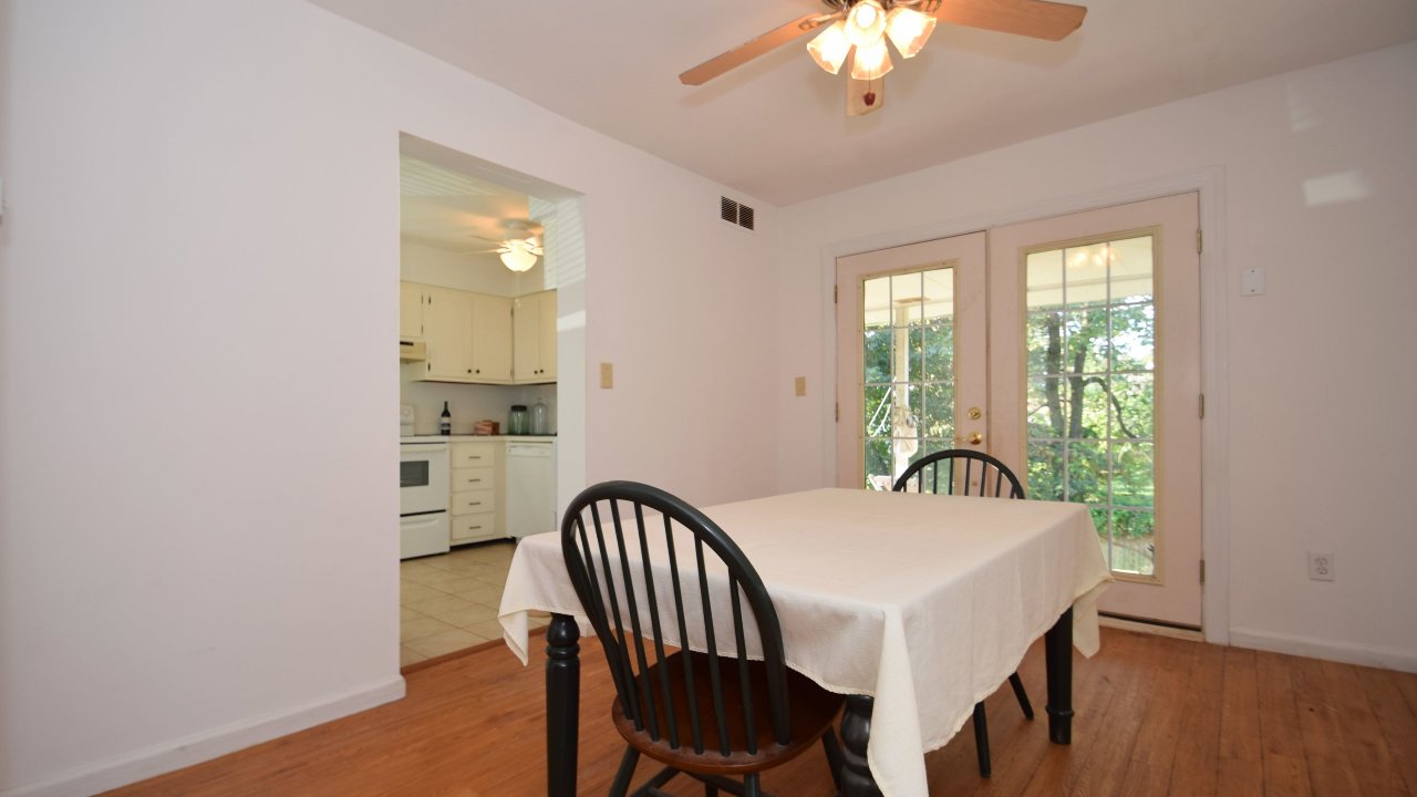 708 Holly Dr, Stowe, PA, 19460 Scene 3