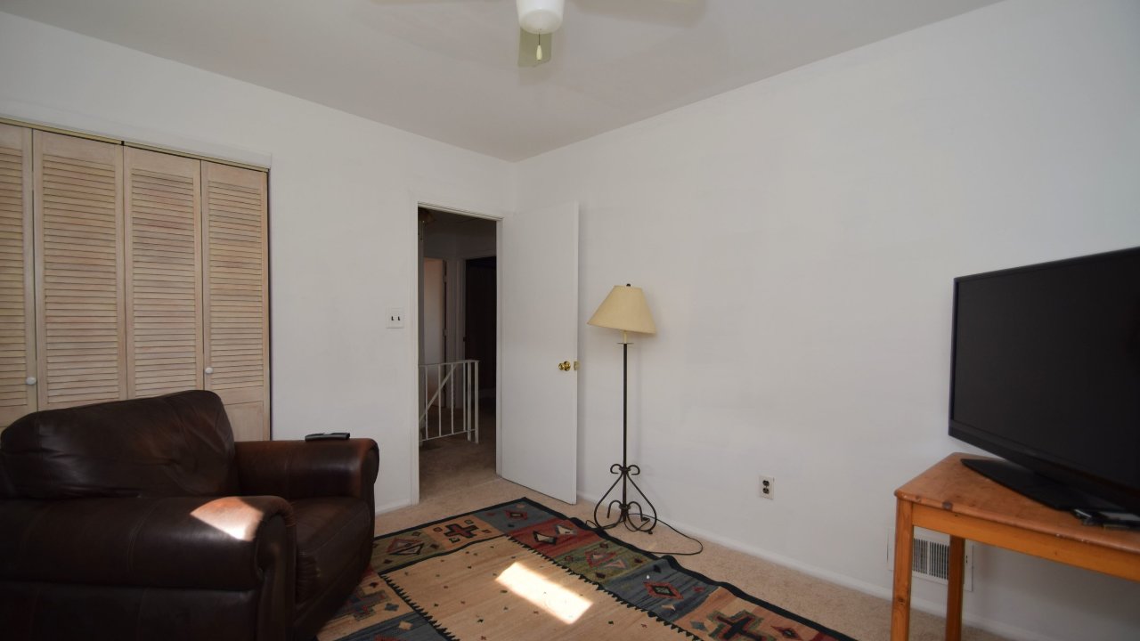 708 Holly Dr, Stowe, PA, 19460 Scene 4