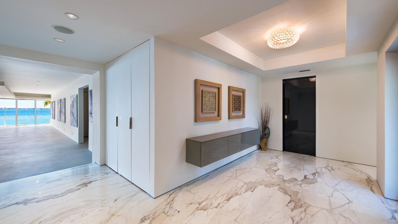 7936-Biscayne-Pt-Cir-02