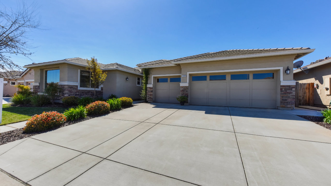 12460 Kibbie Lake Way, Rancho Cordova, CA, 95742 Scene 3