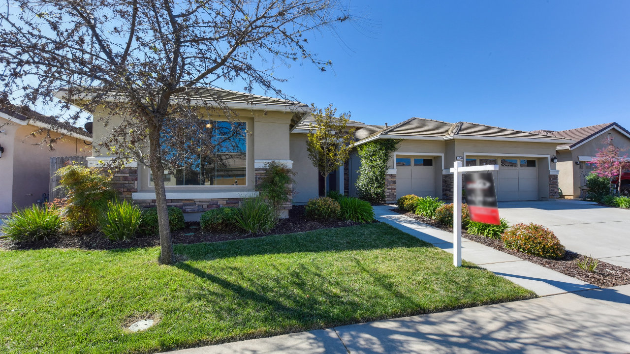 12460 Kibbie Lake Way, Rancho Cordova, CA, 95742 Scene 2