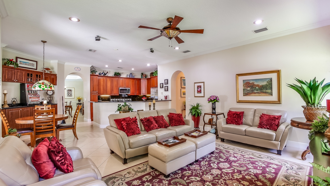 8301-SW-193rd-St-06