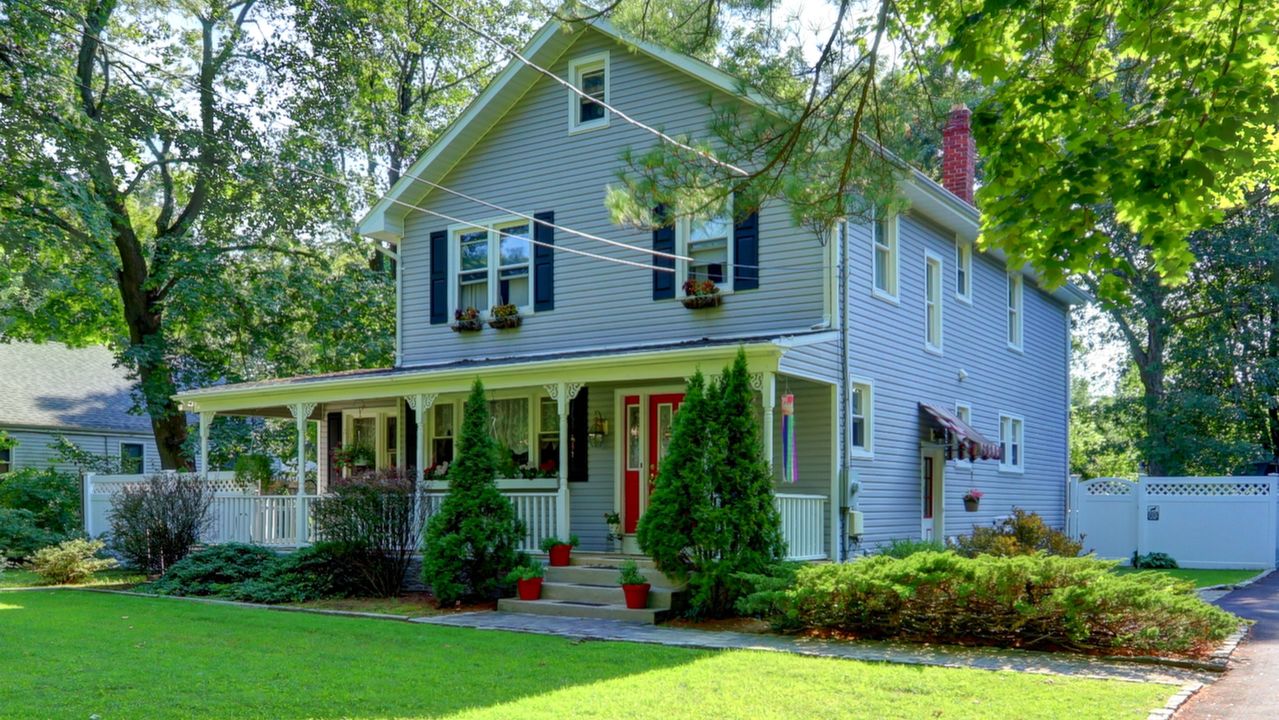 8 Midwood Ave, Nesconset, NY, 11767 Scene 2