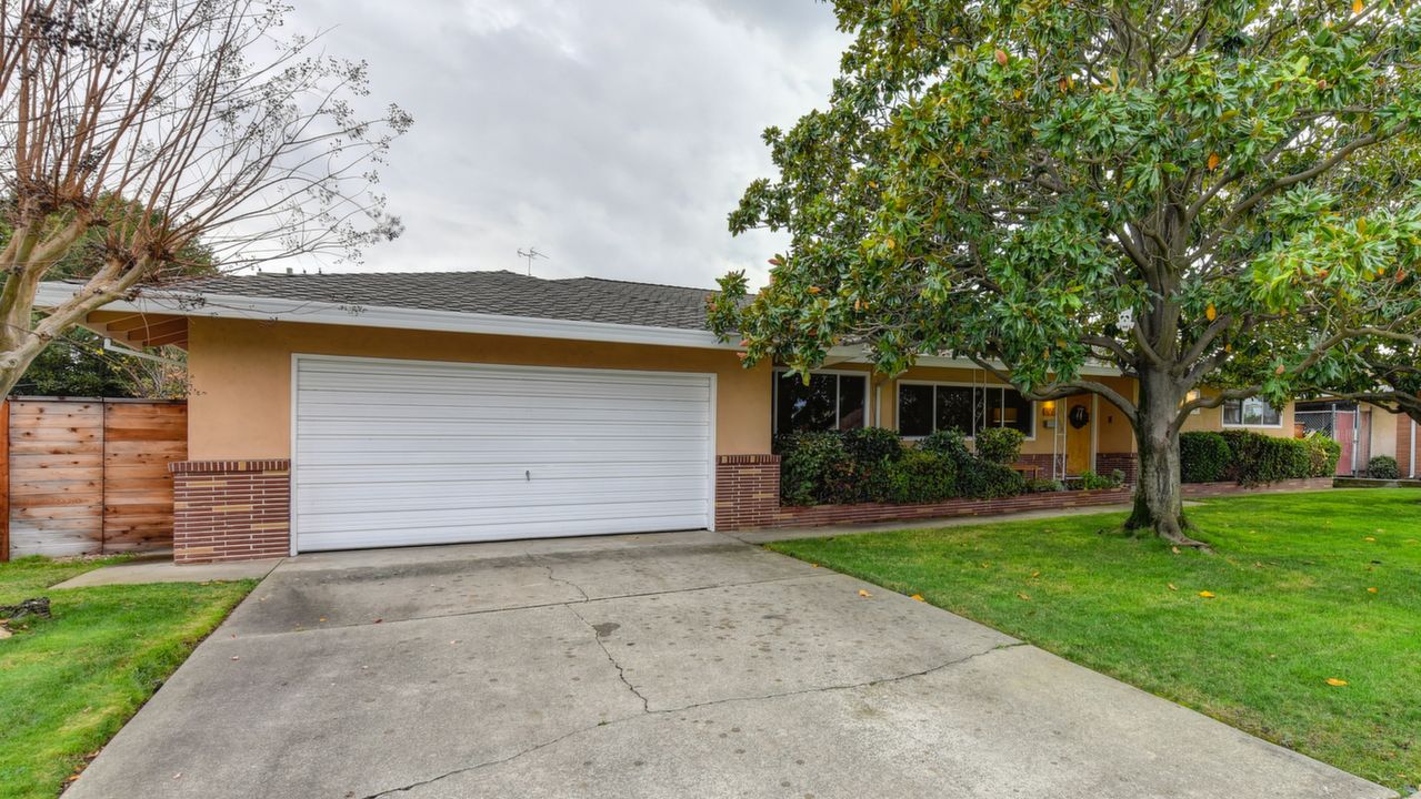 1238 Gilcrest Ave, Sacramento, CA, 95831 Scene 1