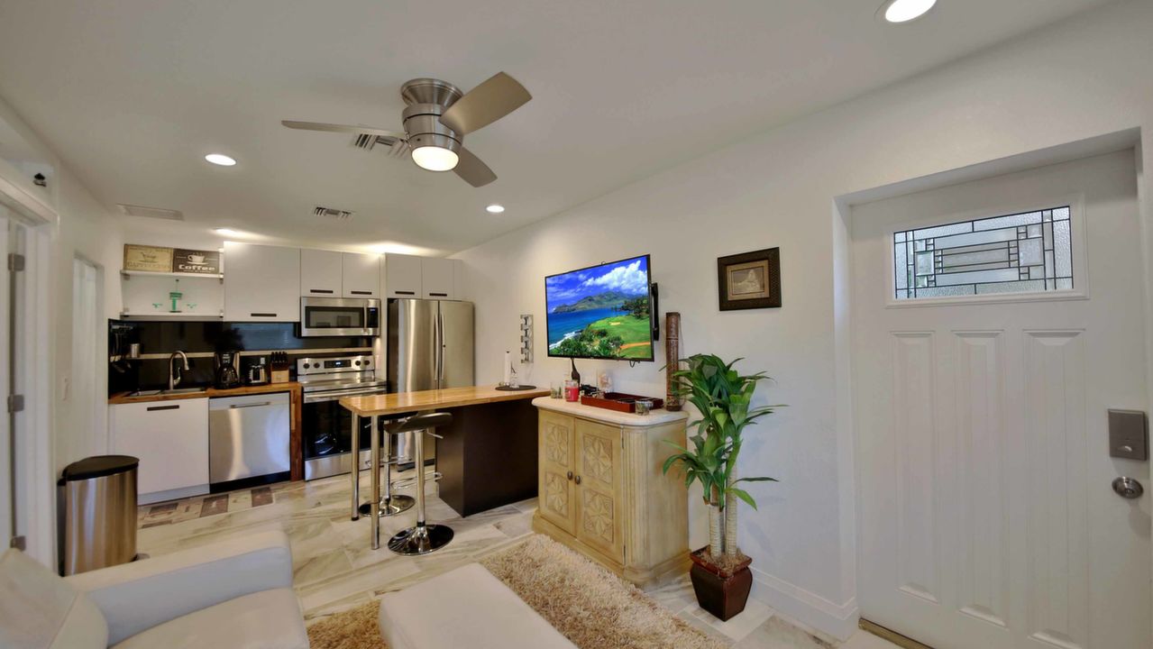 Attached Apartment - Great Room