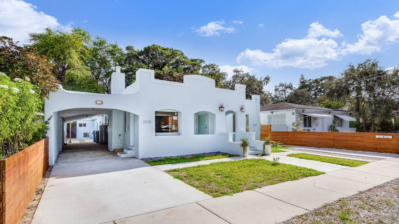2335-SW-16th-Ct-01