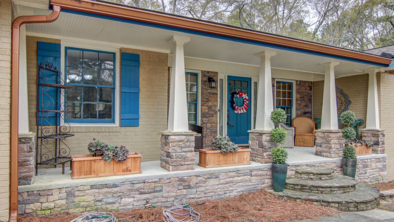 Front Porch Entrance
