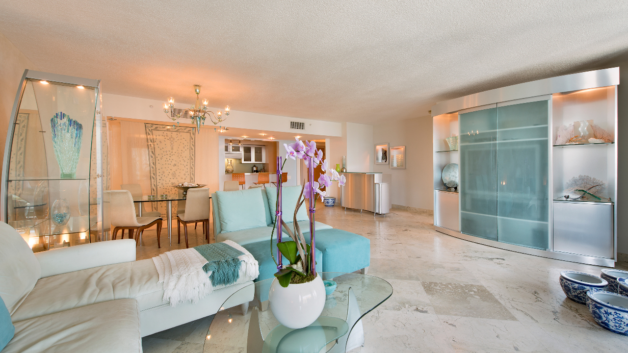 02-Living Room