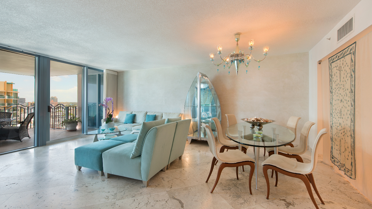 03-Living Room