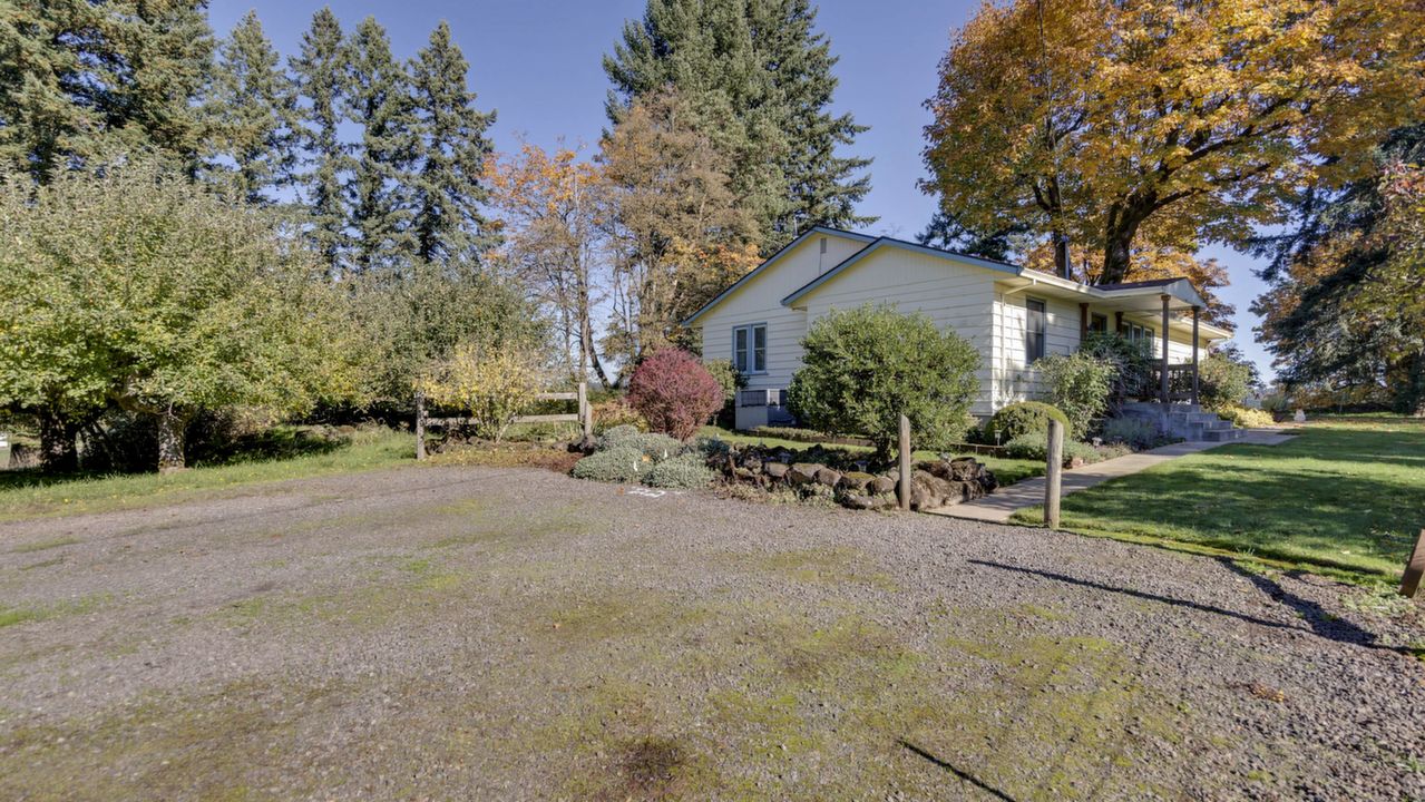 11690 S Union Hall Rd, Canby, OR, 97013 Scene 2