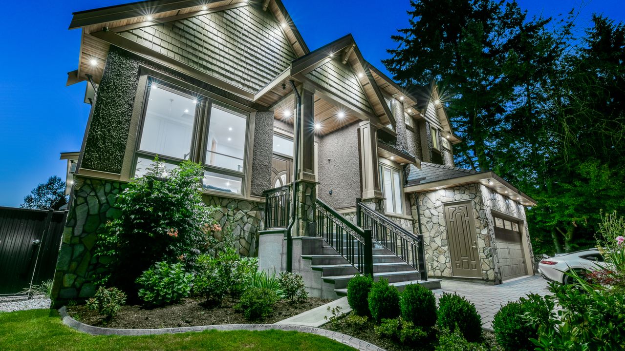 9469 159A St, Surrey, BC, V4N 2L8 Scene 2