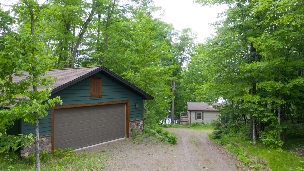 Call Jerry Annis @ (715) 892-2042