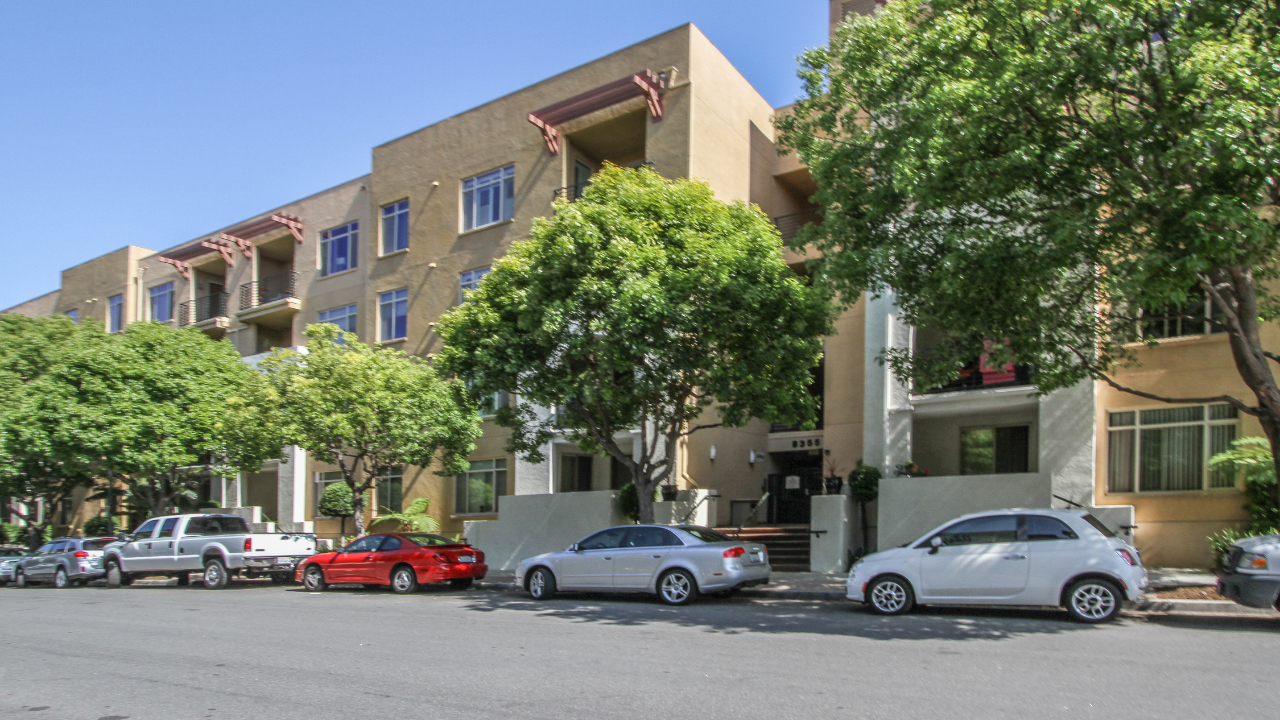 VRBO #845024, San Diego, CA, 92108 Scene 2