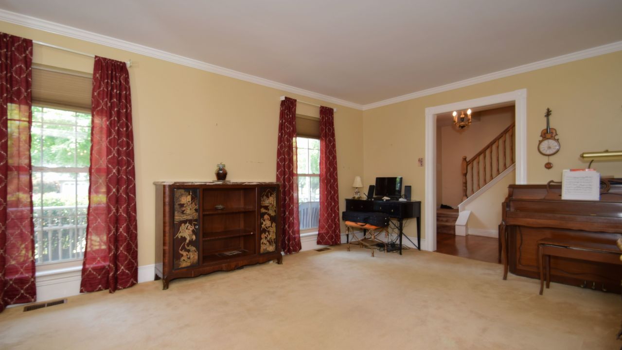 115 Canterbury Ln, Lansdale, PA, 19446 Scene 2