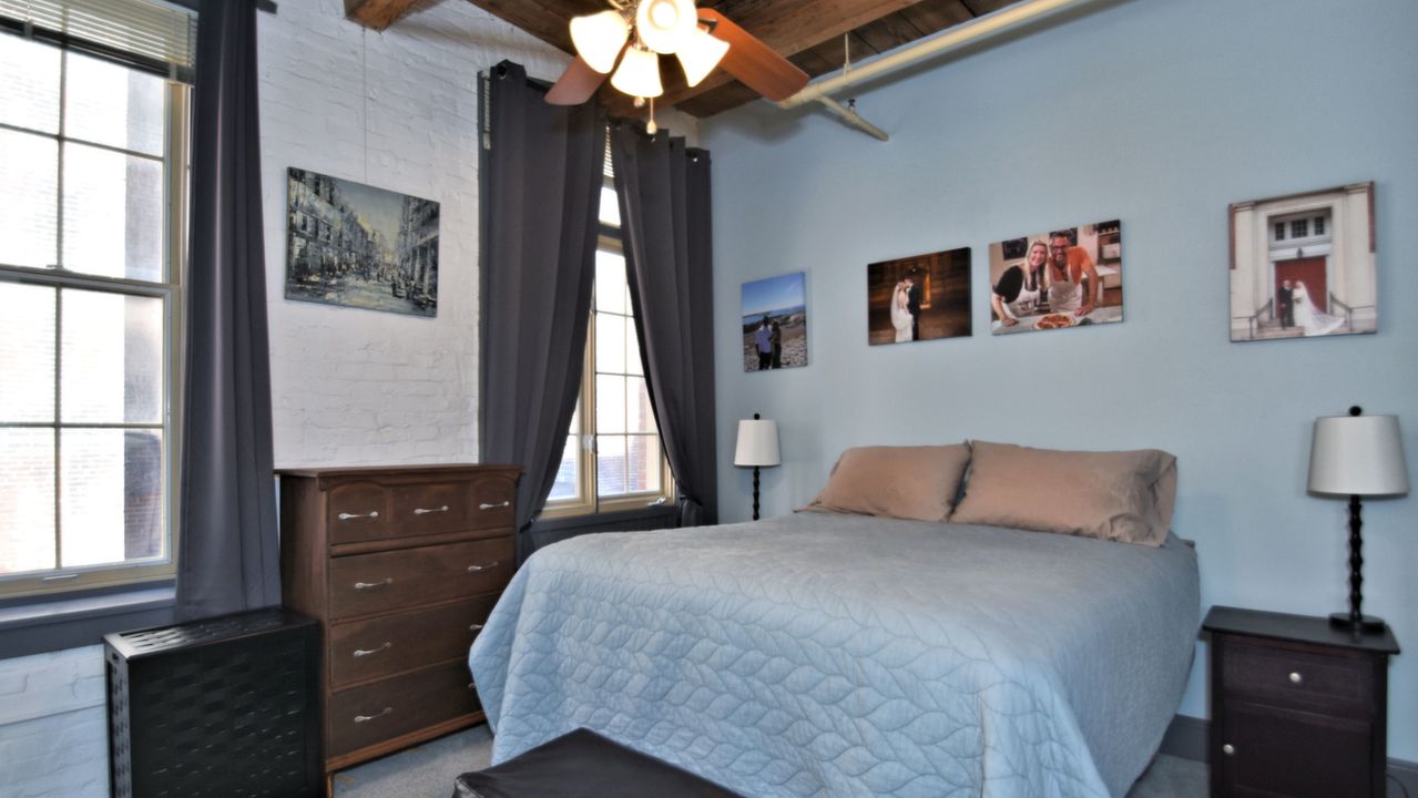 214-18 New S #D, Philadelphia, PA, 19106 Scene 4