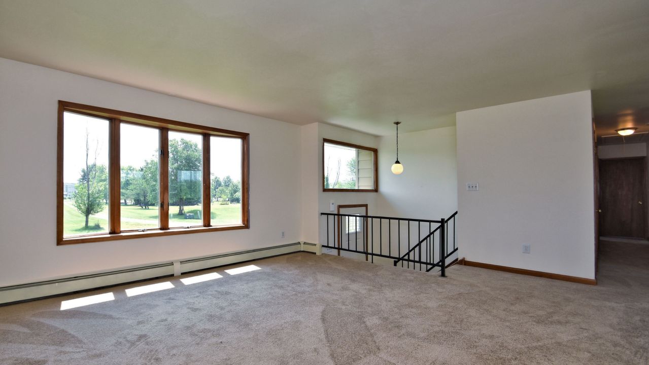 3033 Middle Creek Rd, Gilbertsville, PA, 19525 Scene 2