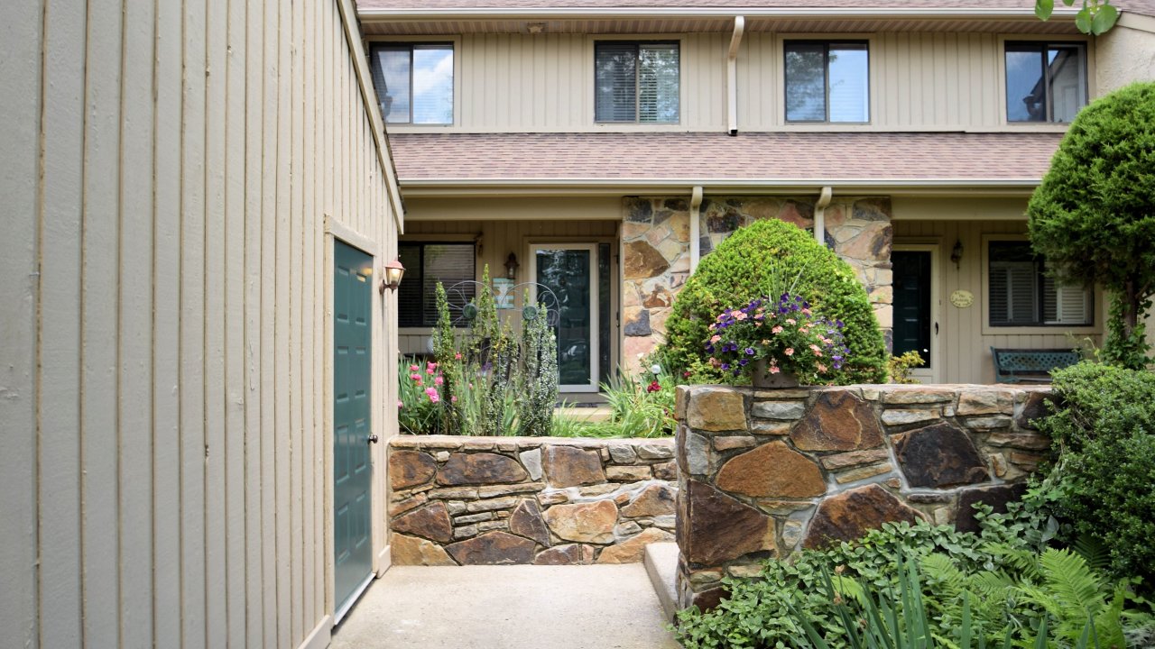 1616 Devon Ct, Yardley, PA, 19067 Scene 1