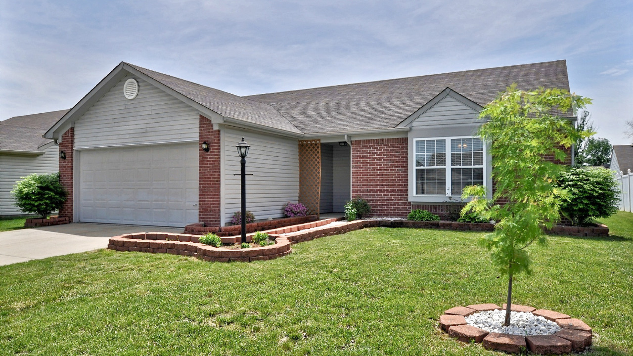 Front Exterior View 2