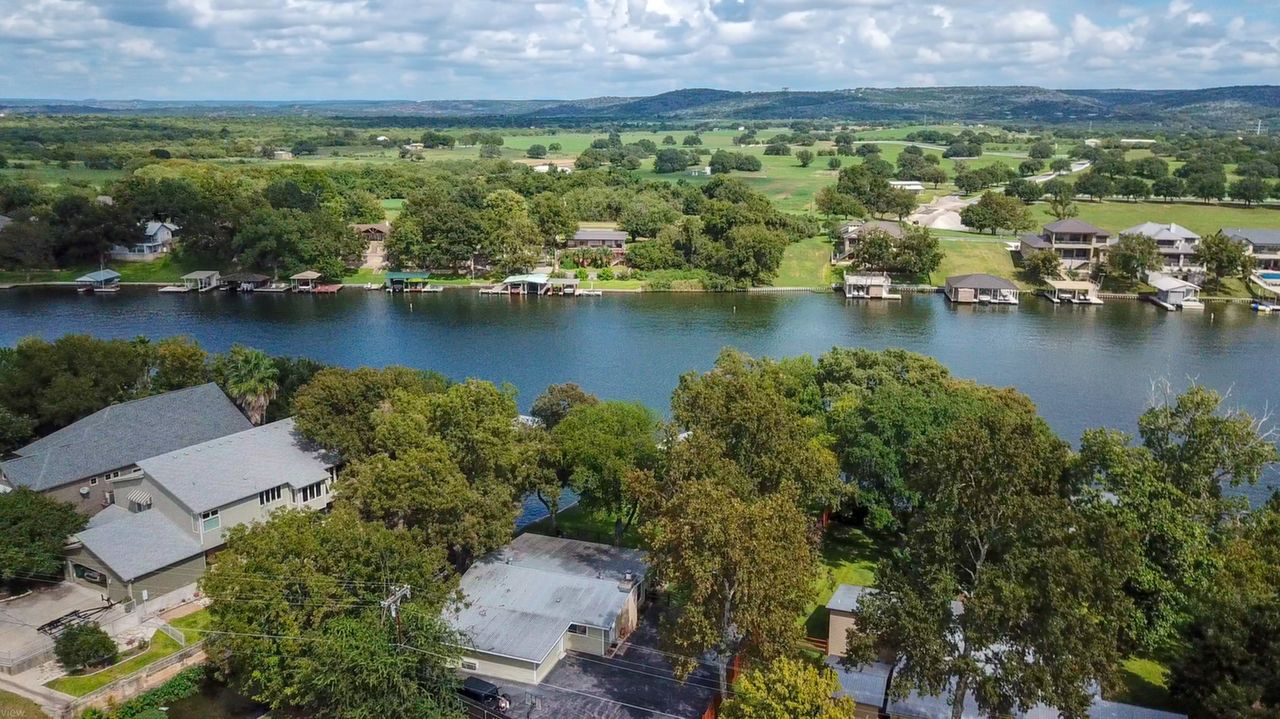 116 Apache Lane, Kingsland, TX, 78639 Scene 1