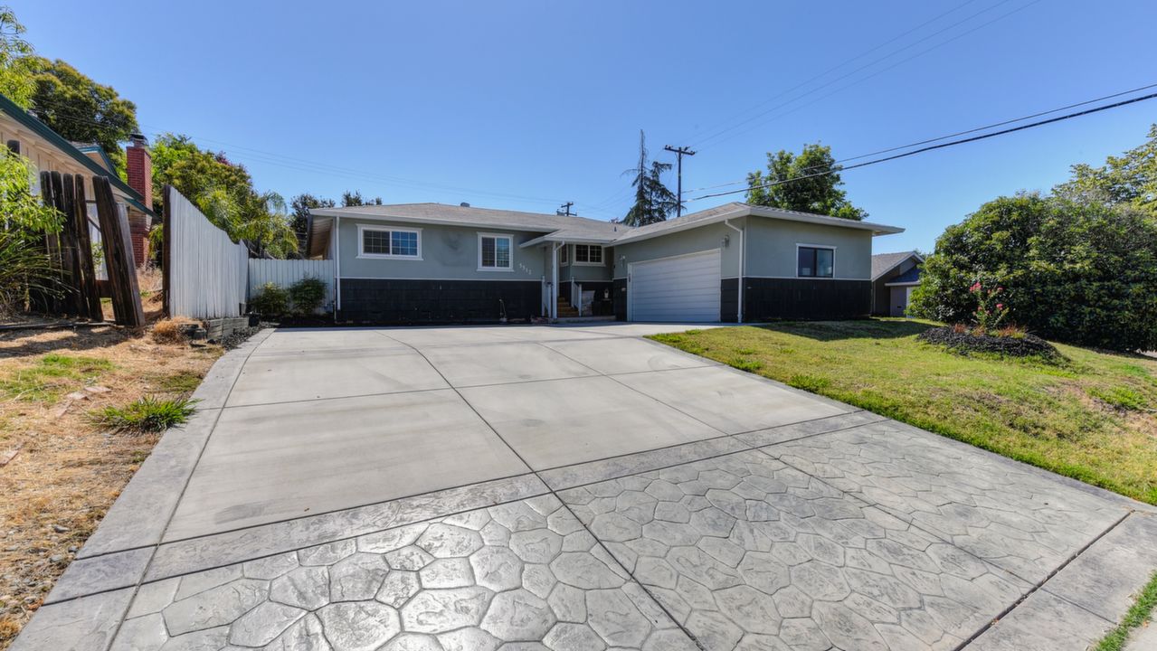 5512 Fleetwood Dr, Citrus Heights, CA, 95621 Scene 1