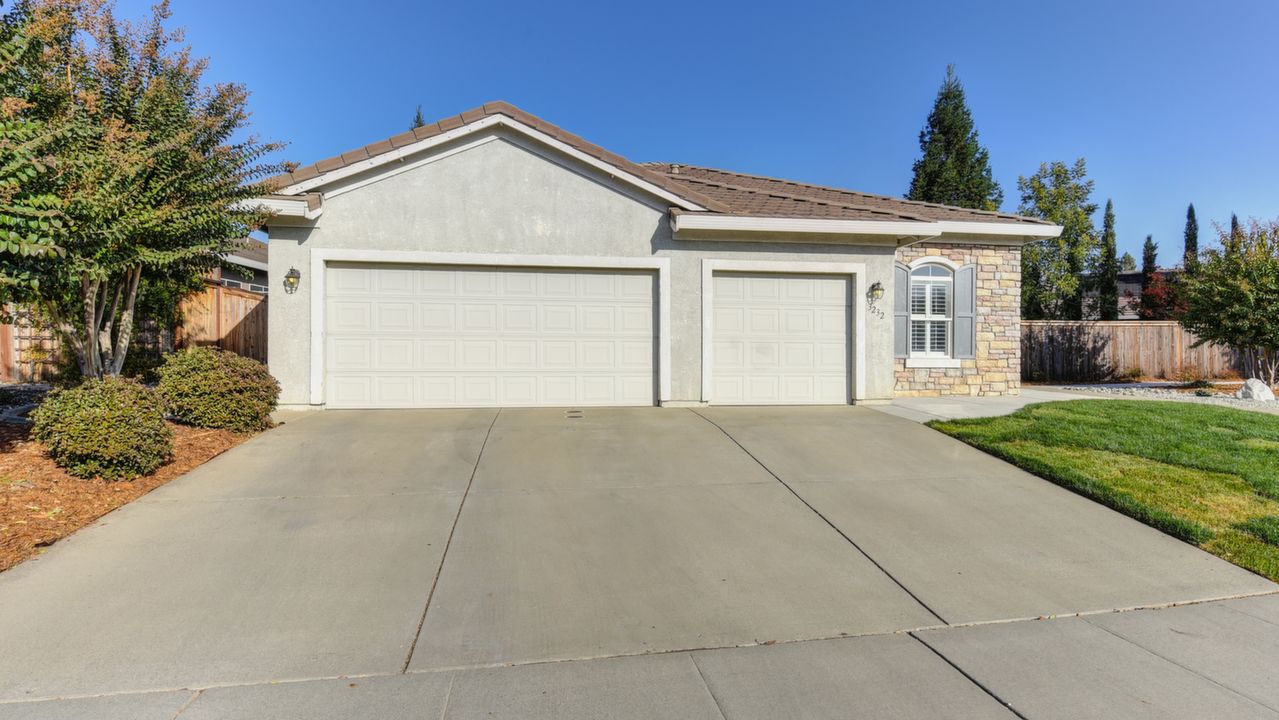 3232 Rock Creek Way, Roseville, CA, 95747 Scene 3